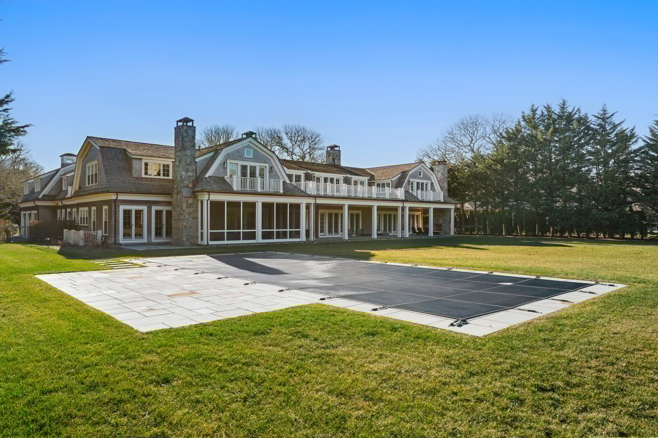 Stunning Residential Estate in Osterville 