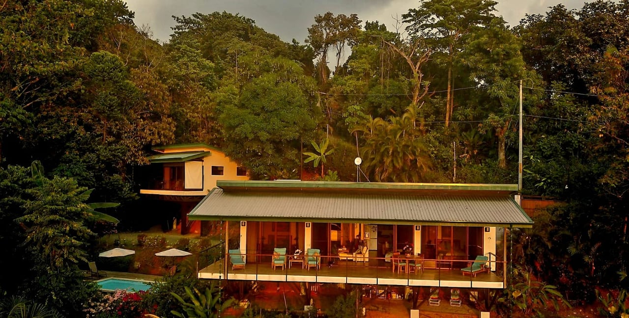 Beautiful sea view House Guesthouse and Pool in a gated Community close to awesome Beaches