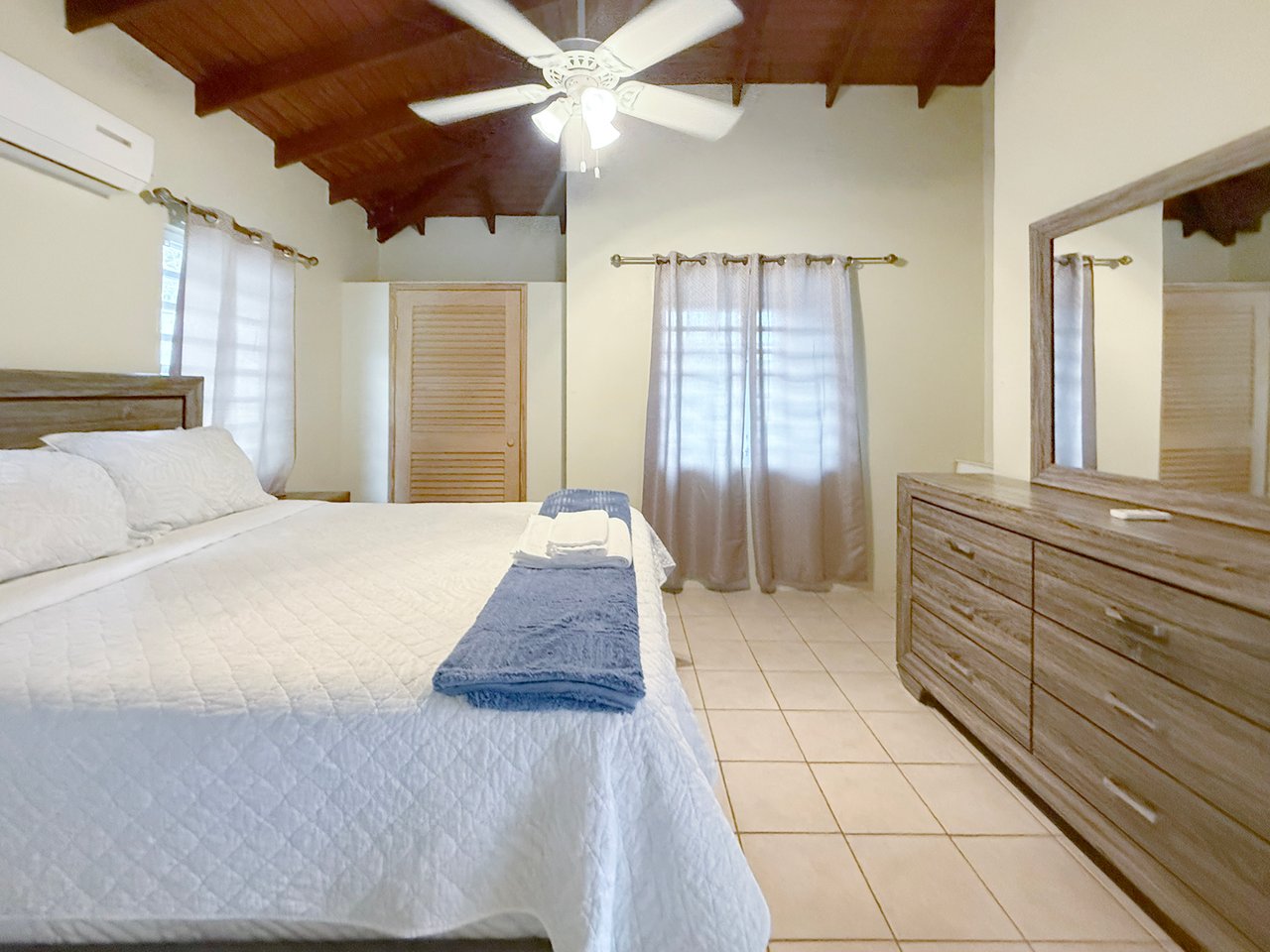 452 Cane Garden Bay 2 Bedroom Apartment