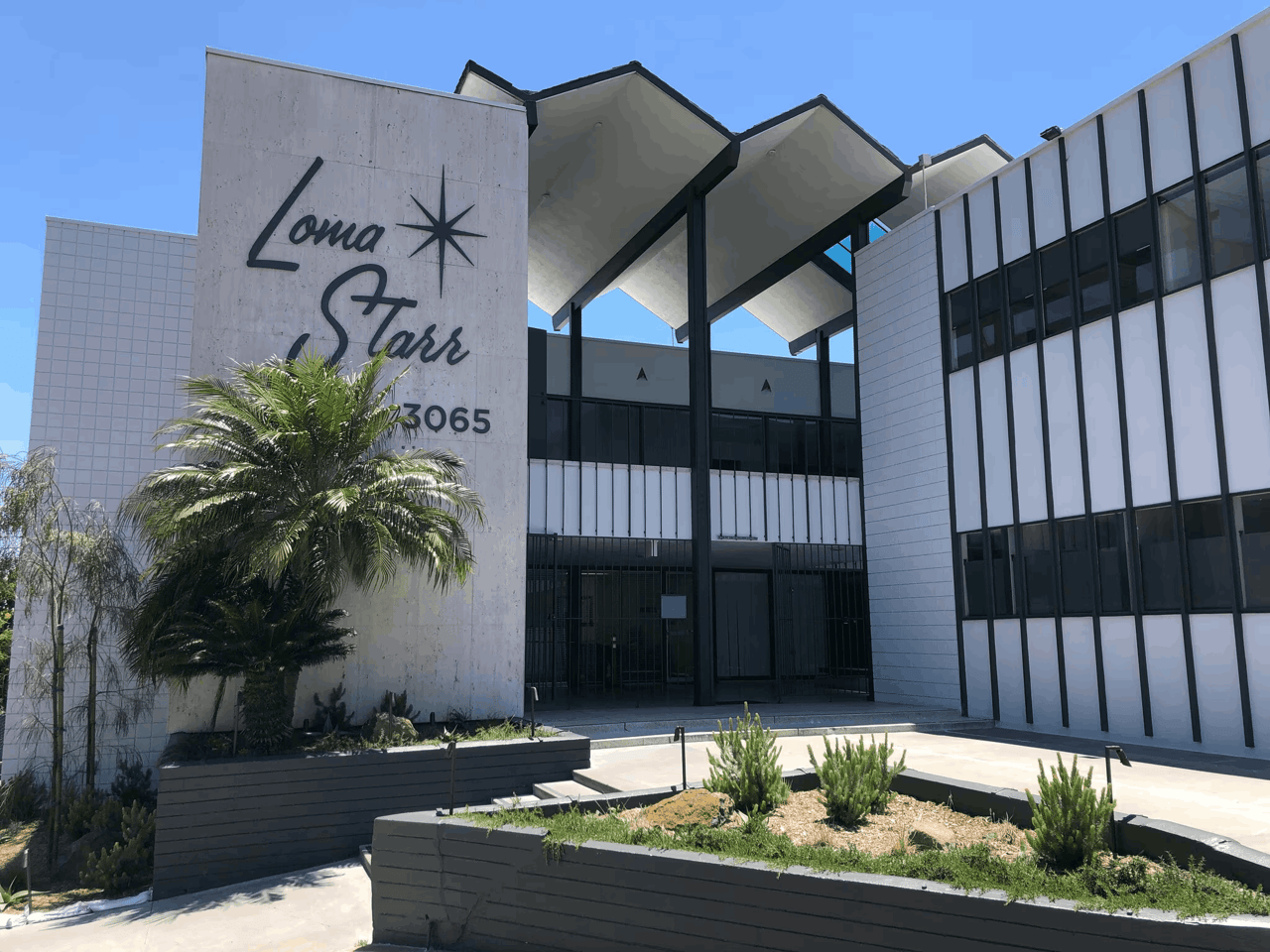3065 Rosecrans Pl - Loma Starr