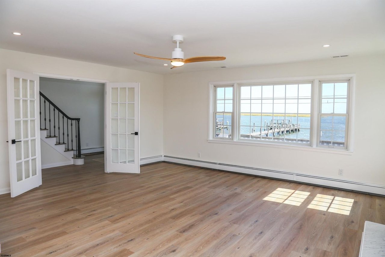 1107 Jenkins Pkwy