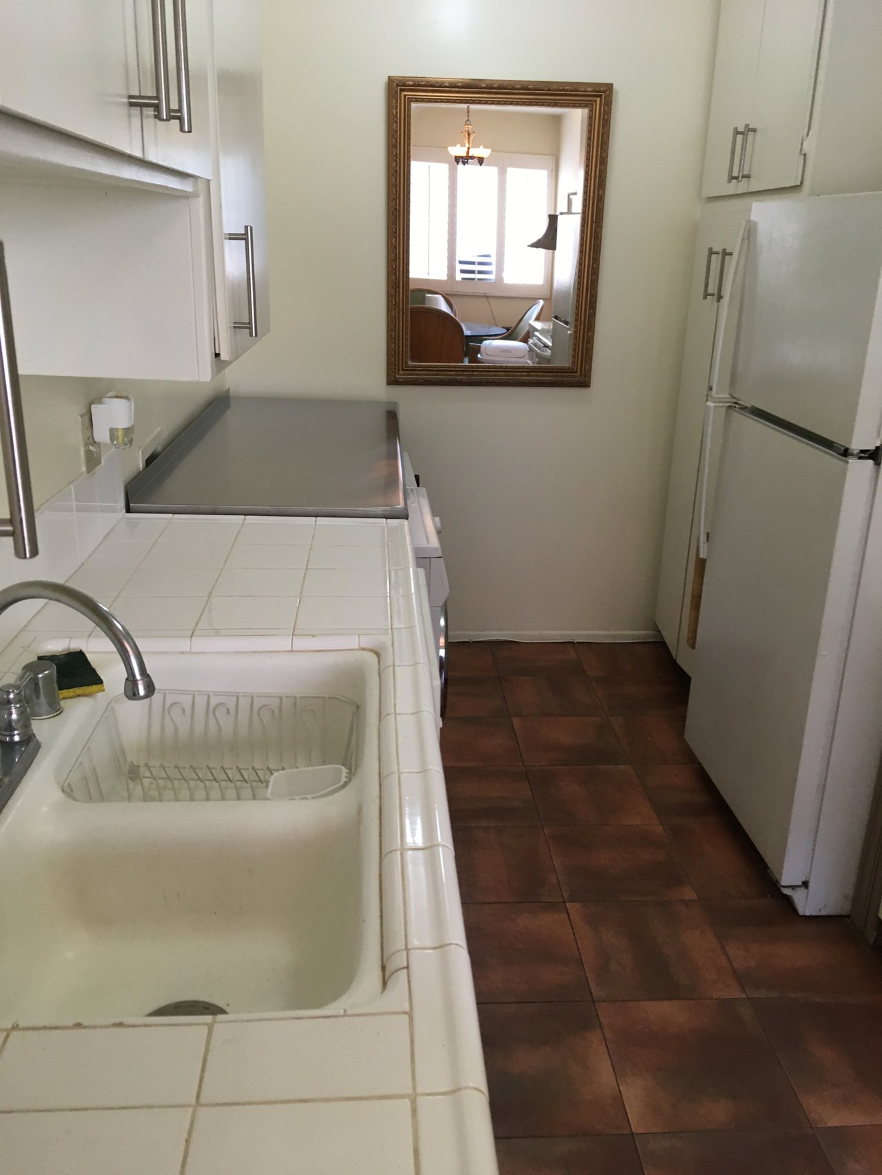 700 Westmount Dr #105