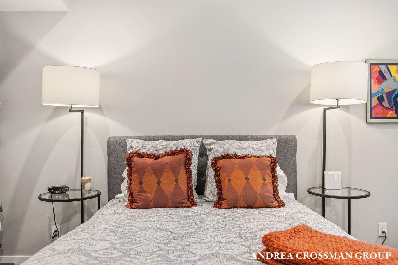 6919 Bendemeer Drive