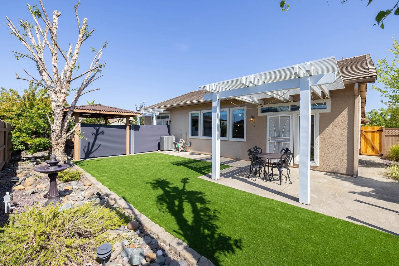 2121 Mullen Ct