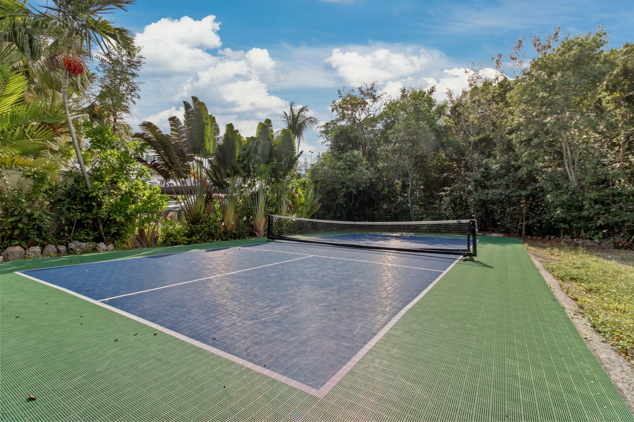 Lyford Cay | Private, Hidden Gem