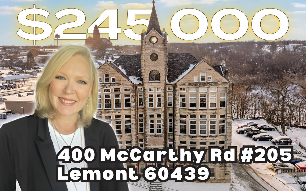 Discover Your Dream Home: 400 McCarthy Road Unit 205, Lemont IL 60439