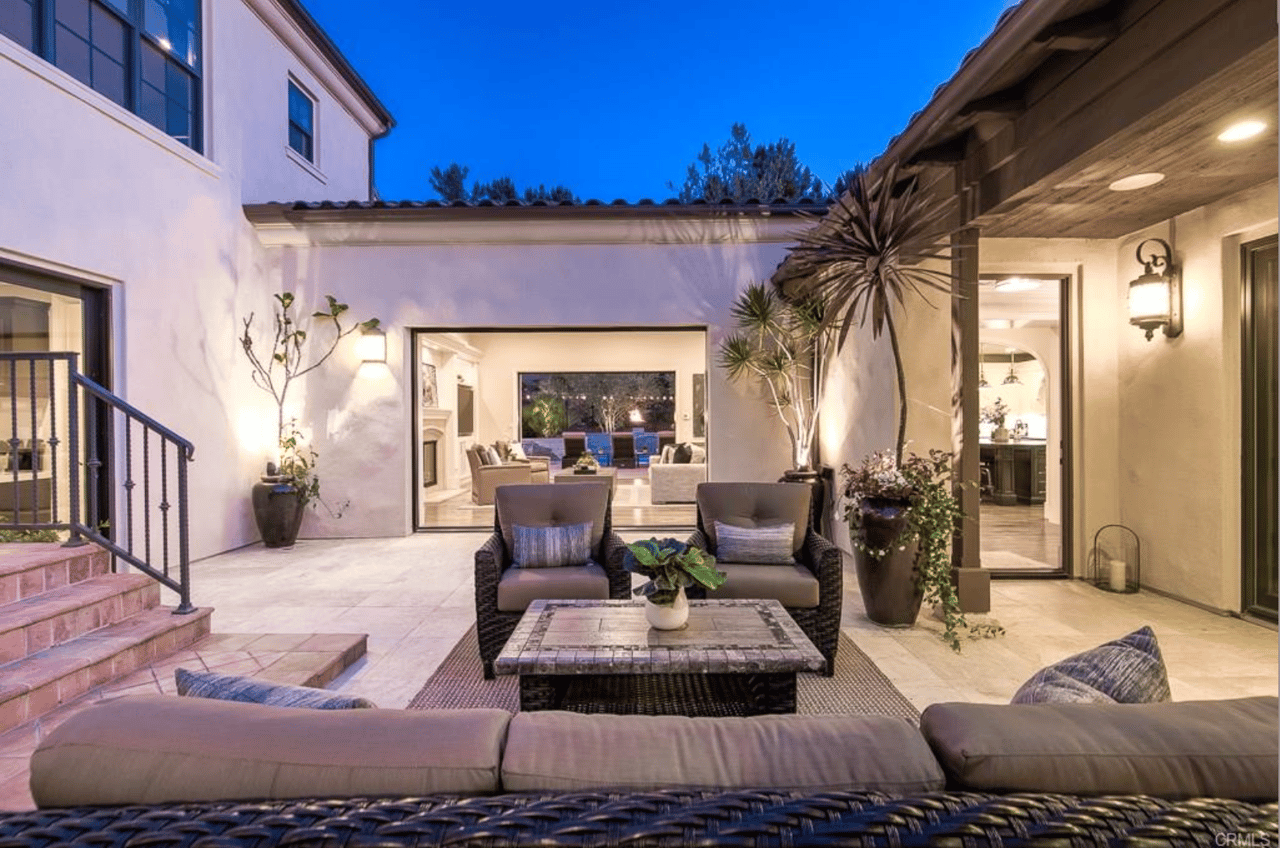11 Vaquero Road