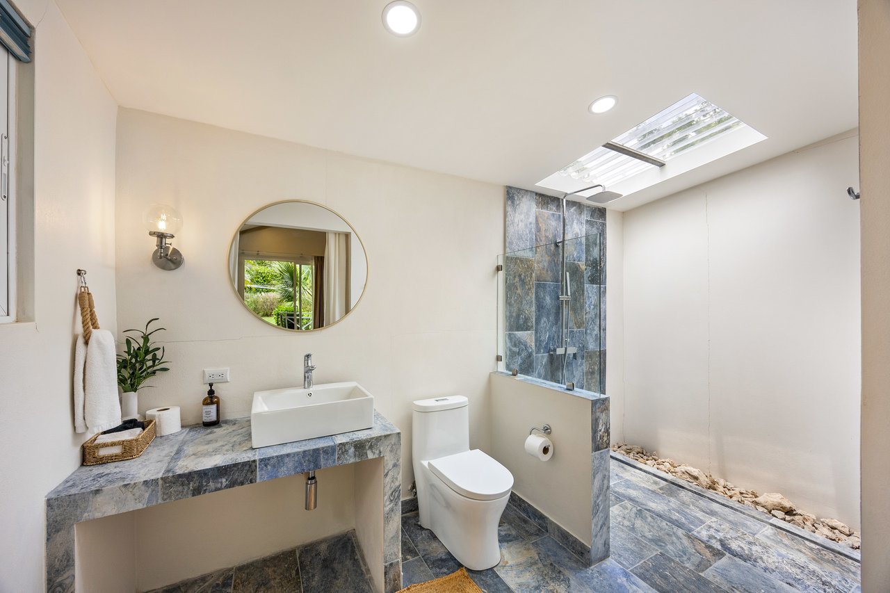 Turnkey Boutique Hotel, Tamarindo, Guanacaste