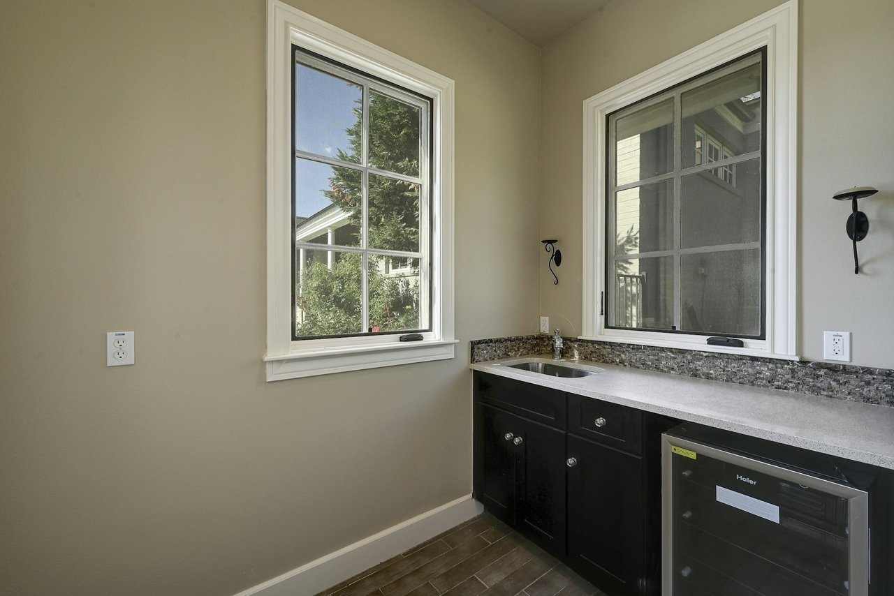 Coming Soon in Barton Creek!
