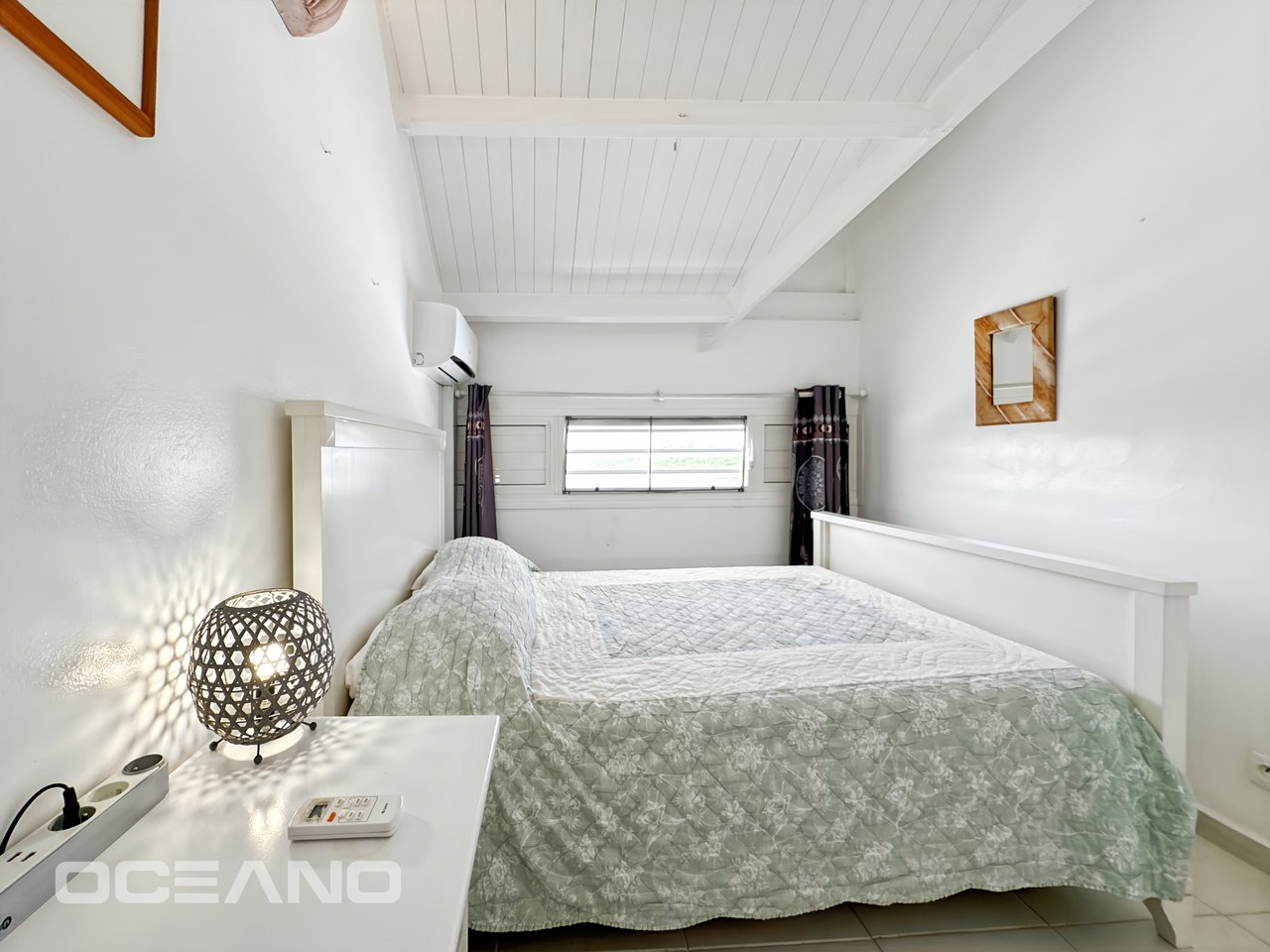 EXCLUSIVE : Sea View 2-Bedroom Apartment – IDOLEM Residence, Charm & Potential – IDOLEM Residence, Charm & Potential