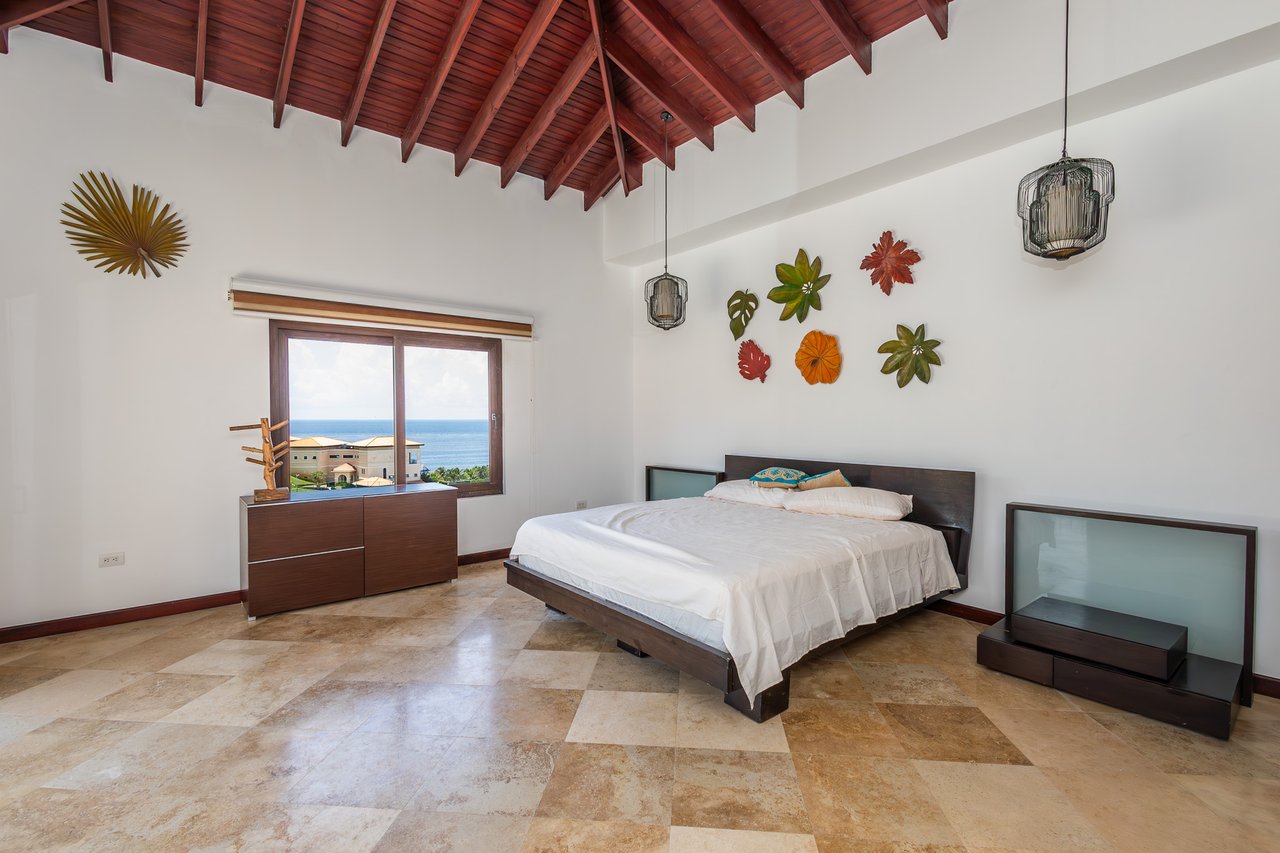 Pearl Ct., Villa 1103