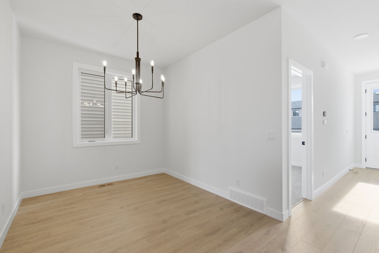 35 Belvedere Crescent SE