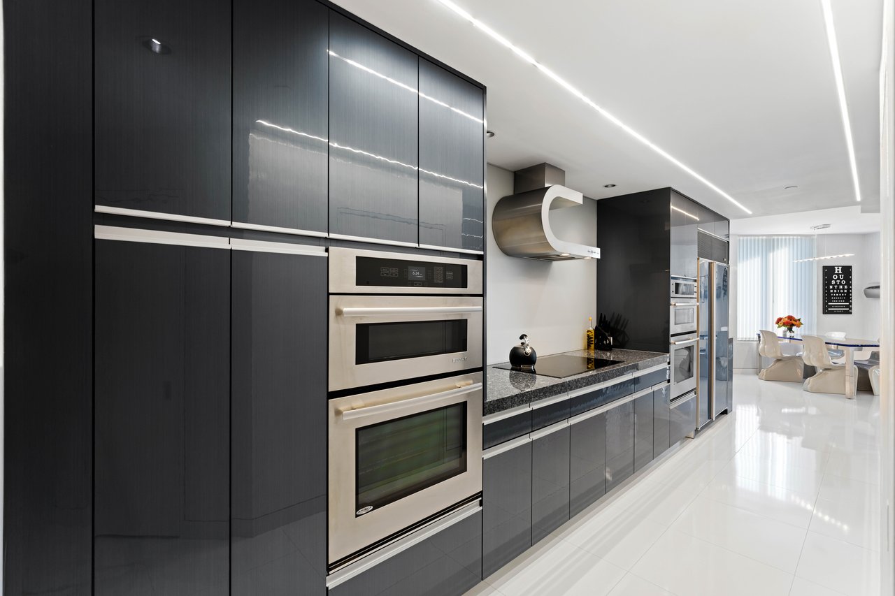 2660 Peachtree Road #24CD