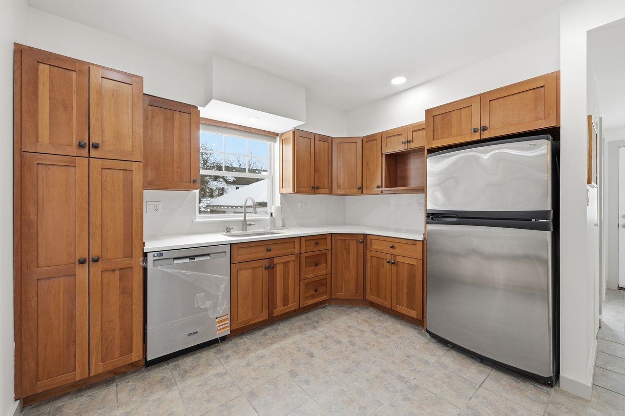 30 Lodge Rd, Belmont