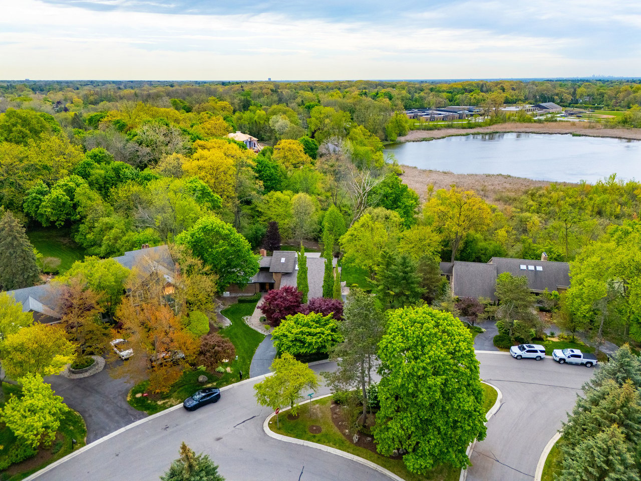 3075 Chestnut Run Dr