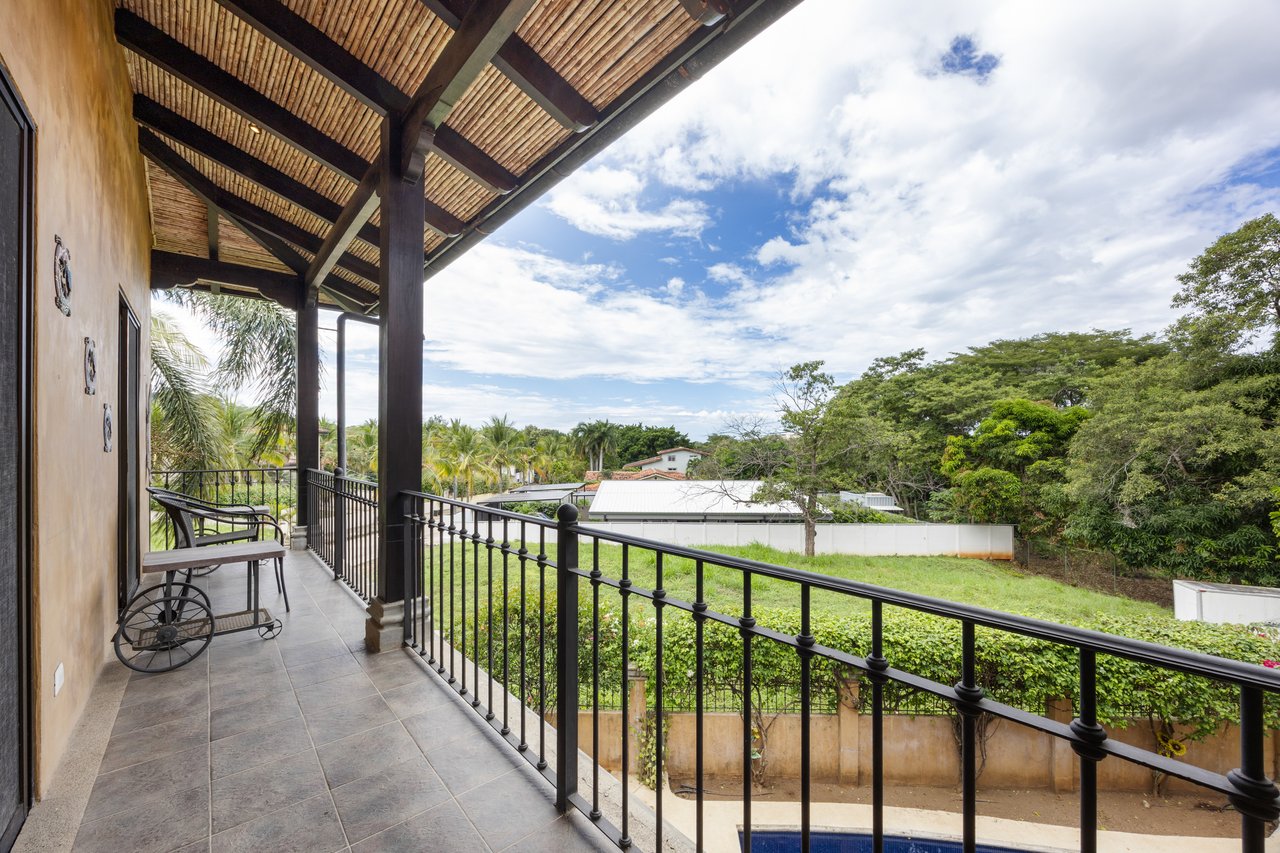 Casa de Vida, Altos de Flamingo | Mediterranean-Style Villa with Pool & Guest House Near Playa Flamingo