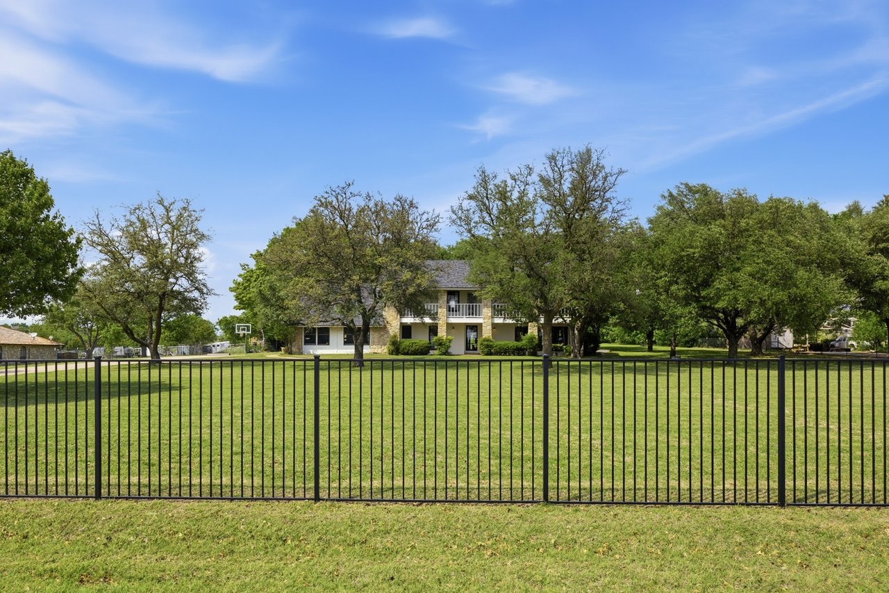 Acreage, Updated, All Near All Saints Episcopal School
