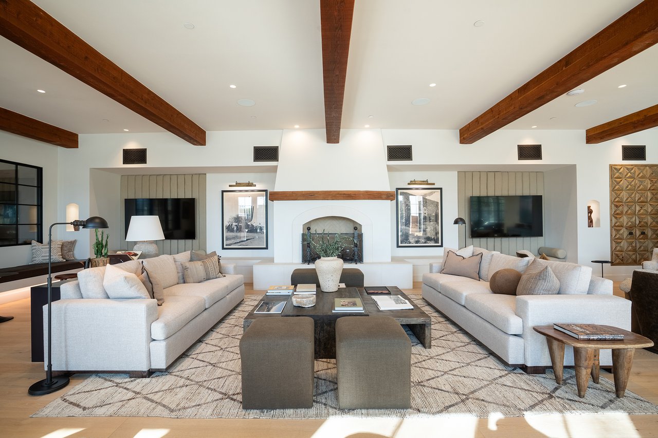 5000 N CAMELBACK RIDGE Drive, 108