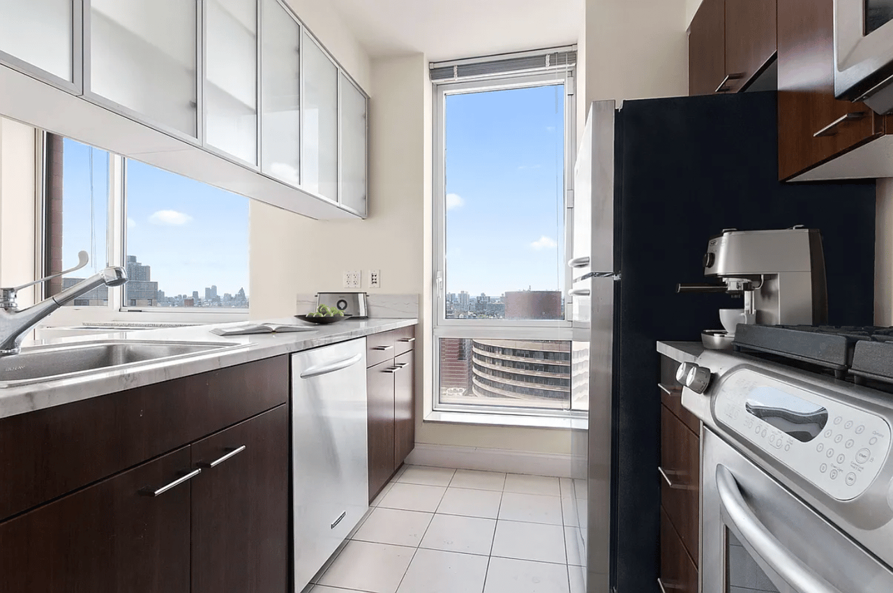 215-217 East 96th Street, Unit 36E
