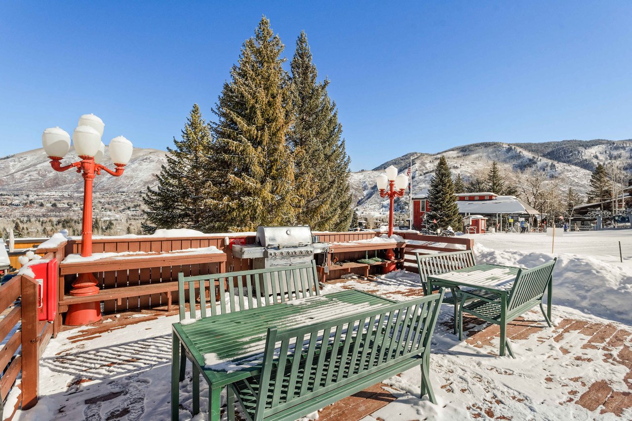 Enjoy Ski-in/Ski-out Access to Aspen Mountain