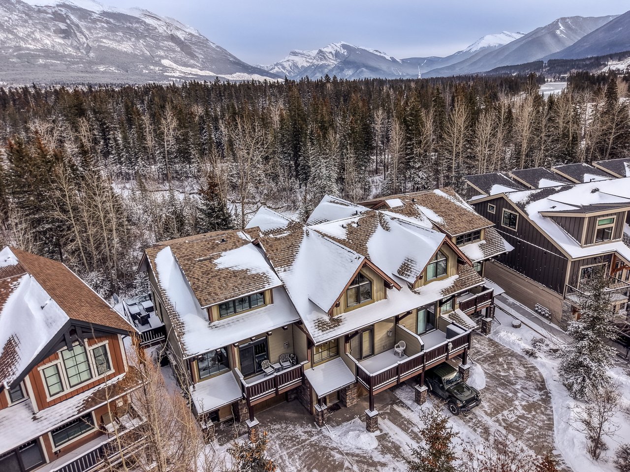 1 - 105 Rundle Drive 