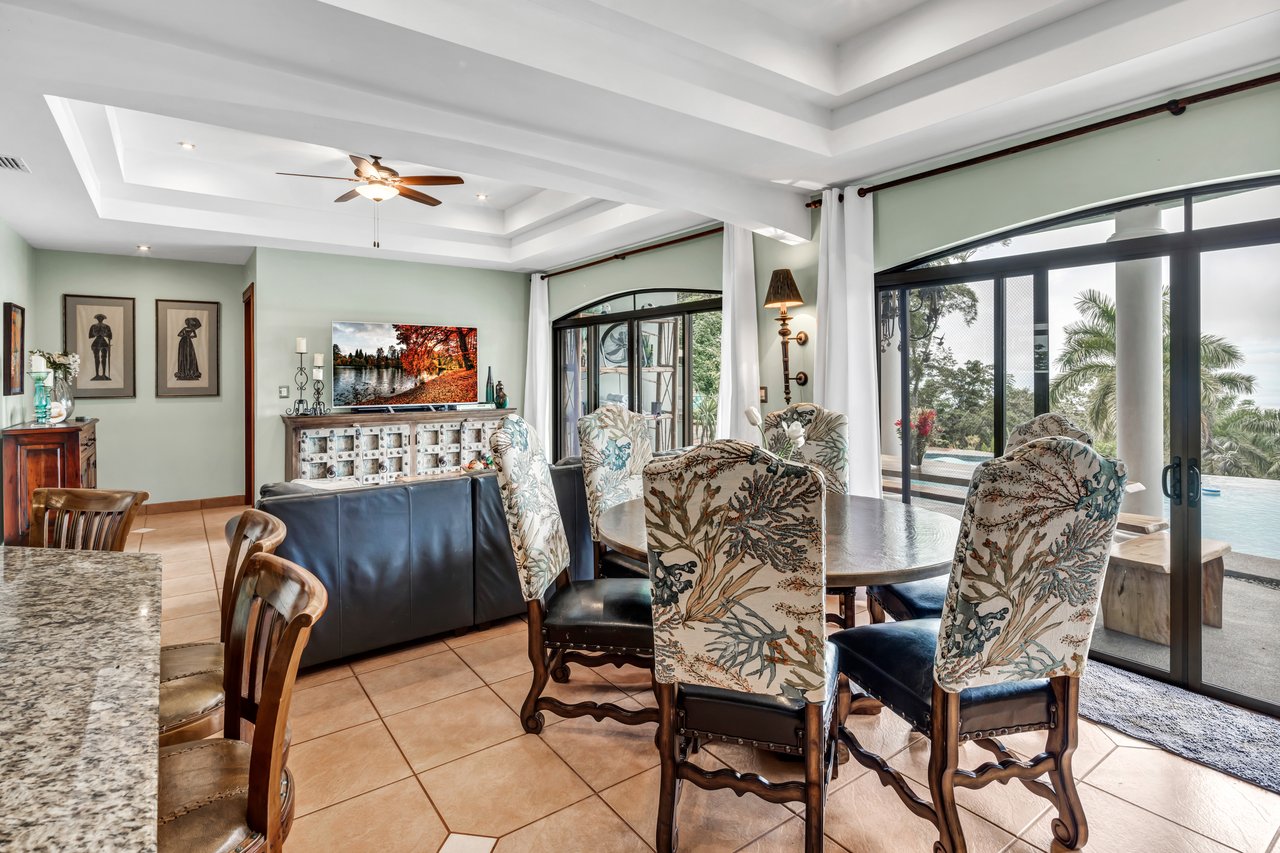 Gorgeous Ocean View 7 Acre Estate, Portalon