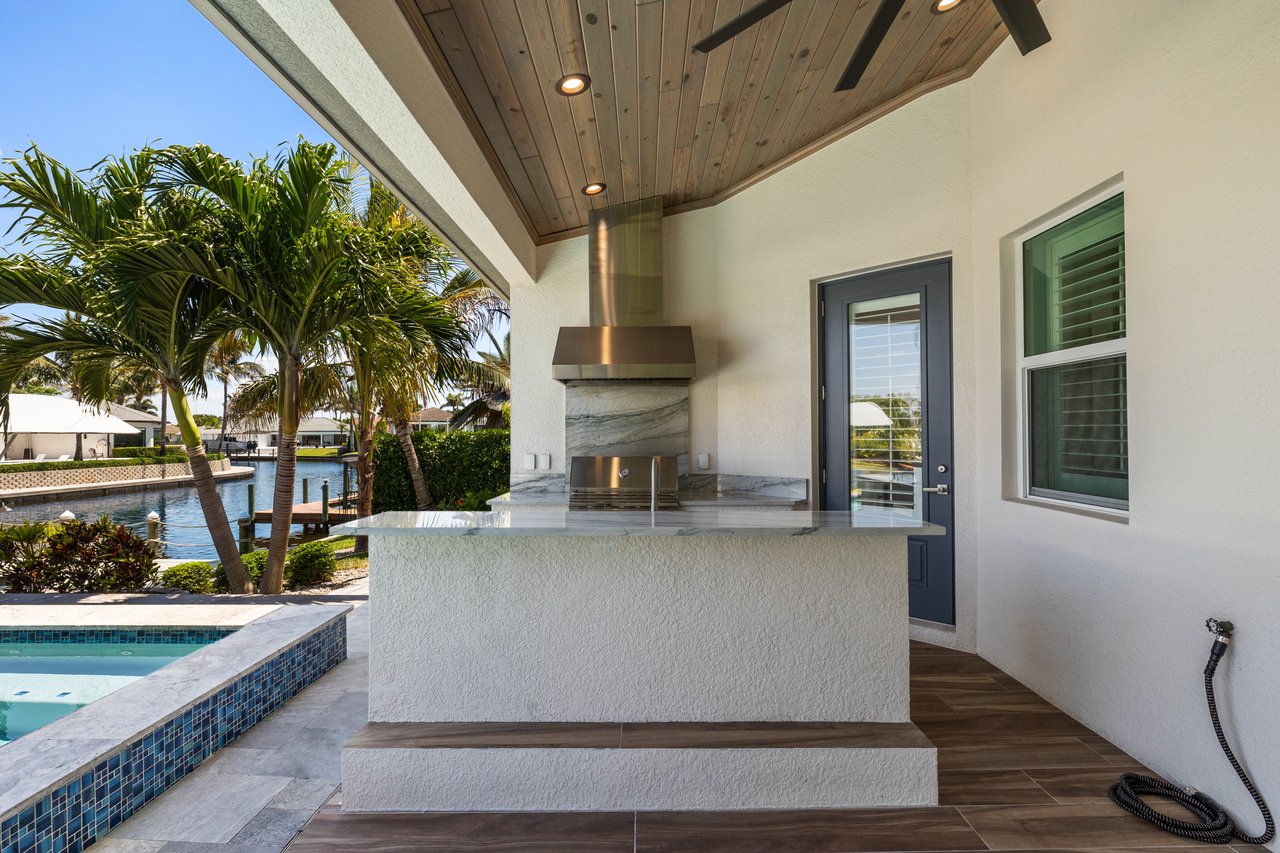 6617 Joanna CIR