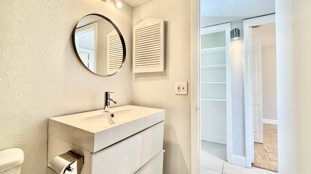 Two-Bedroom Downstairs End-Unit at Aragon Condos Winter Park