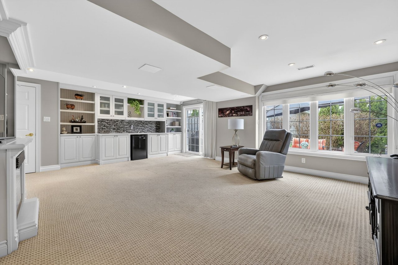 428 Terry Carter Cres