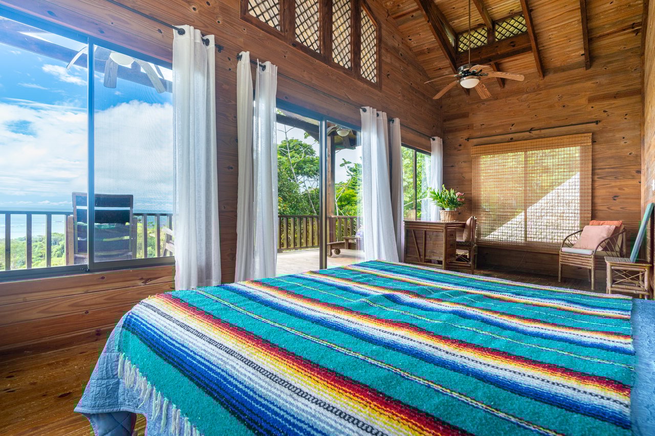 VILLA KRISTINA MARIA - 3.84 ACRES - PERLA DE BALLENA ESTATES