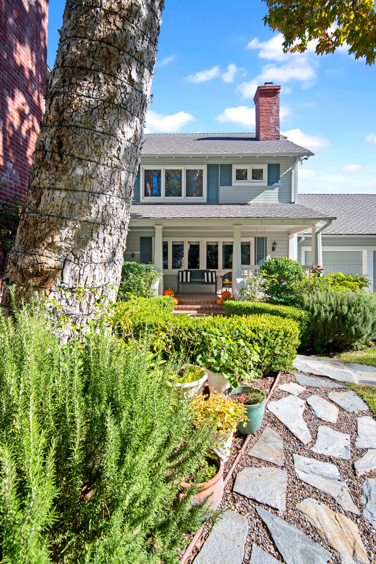 12184 Laurel Terrace Dr