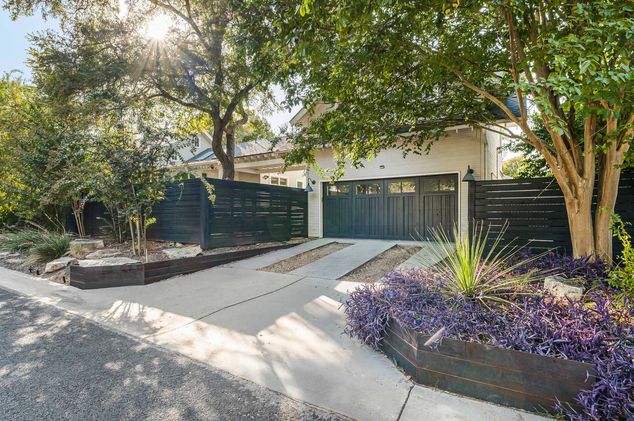 Historic Pemberton Heights Gem Reimagined by McWalters | Former Home of Author Mary Willis Walker | Entertainer’s Dream Kitchen + Guest Quarters