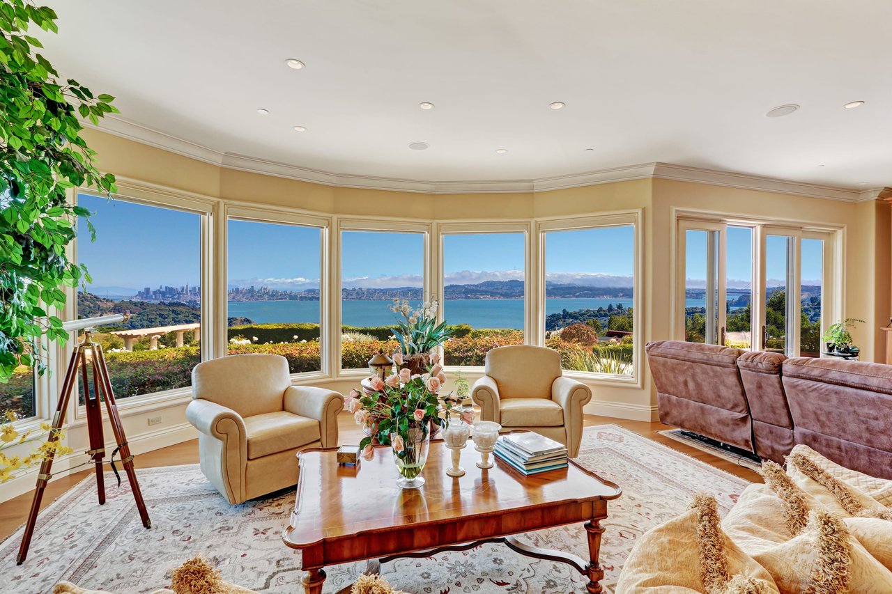 4 Santa Ana Ct