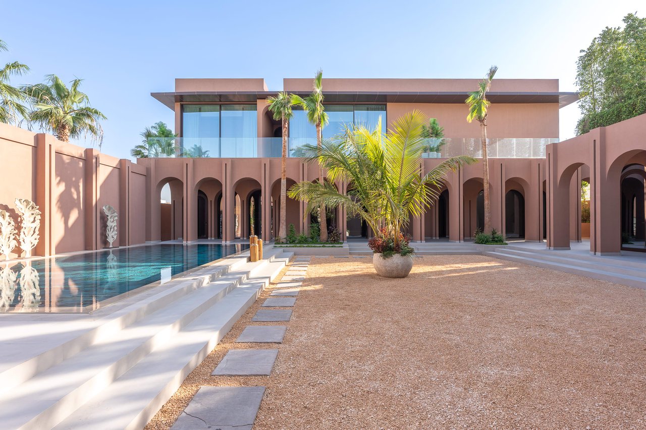 Umm Al Sheif Villa