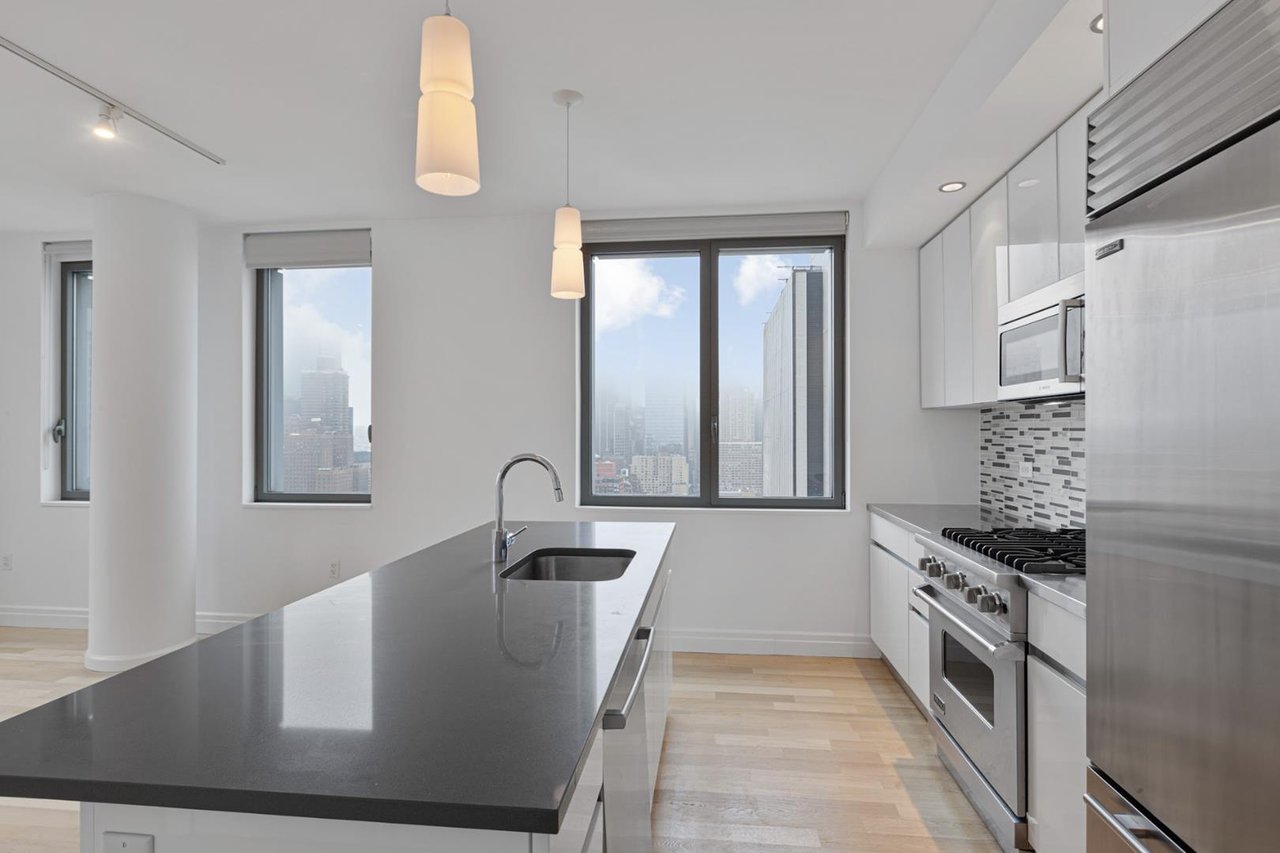 554 West 54th Street, Apt 25-J