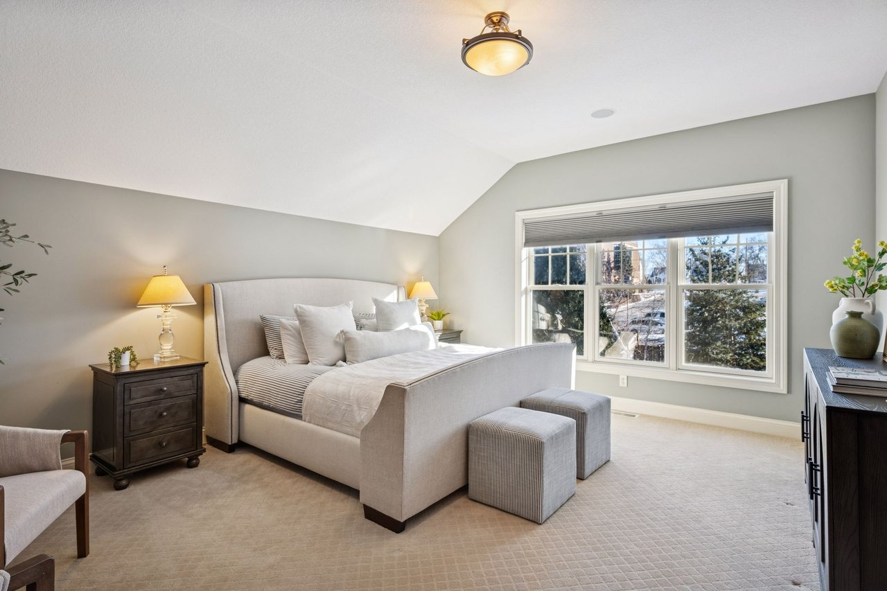 5321 Halifax Ave S, Edina