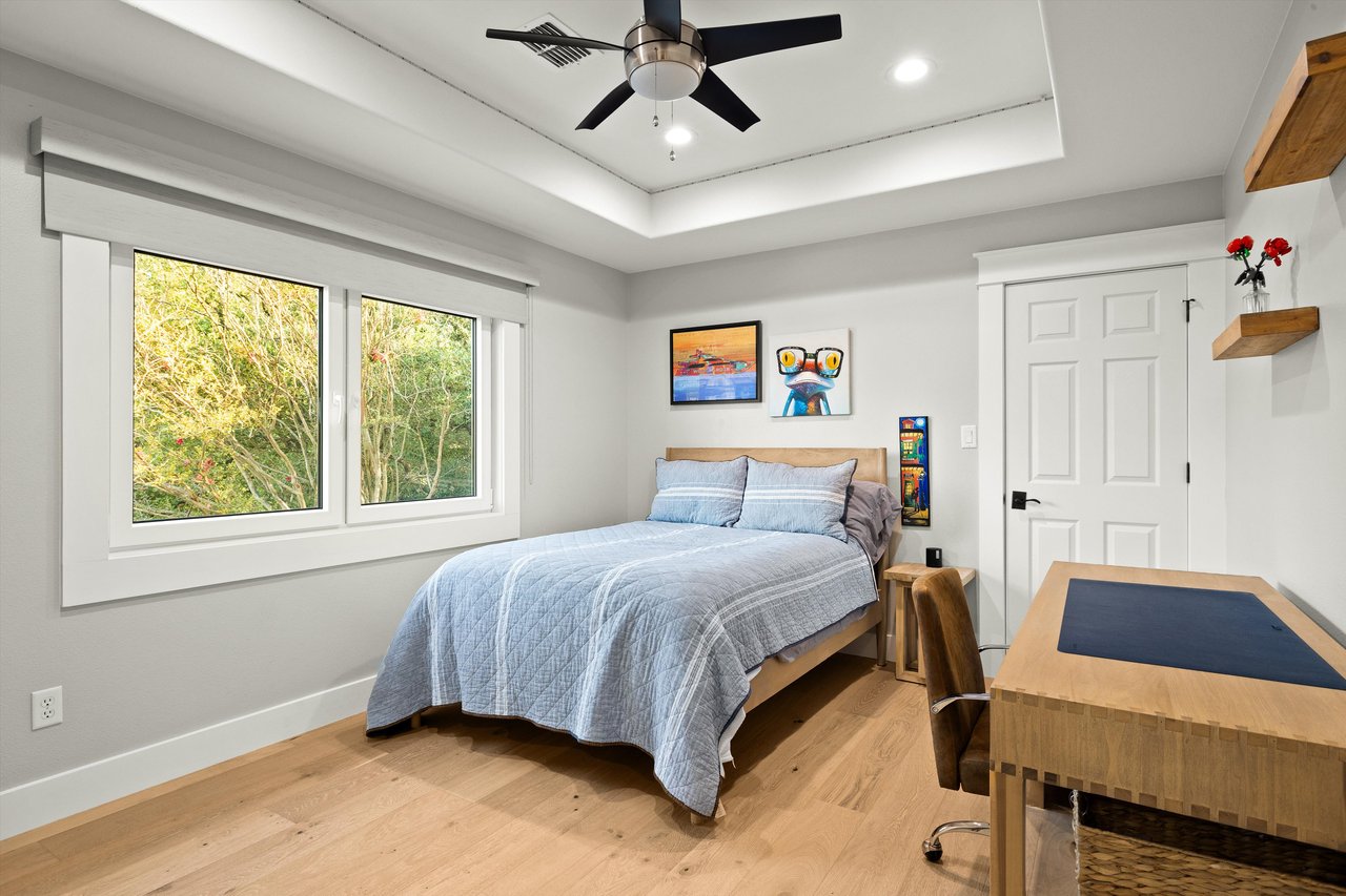 Sixth bedroom with Jack and Jill bathroom