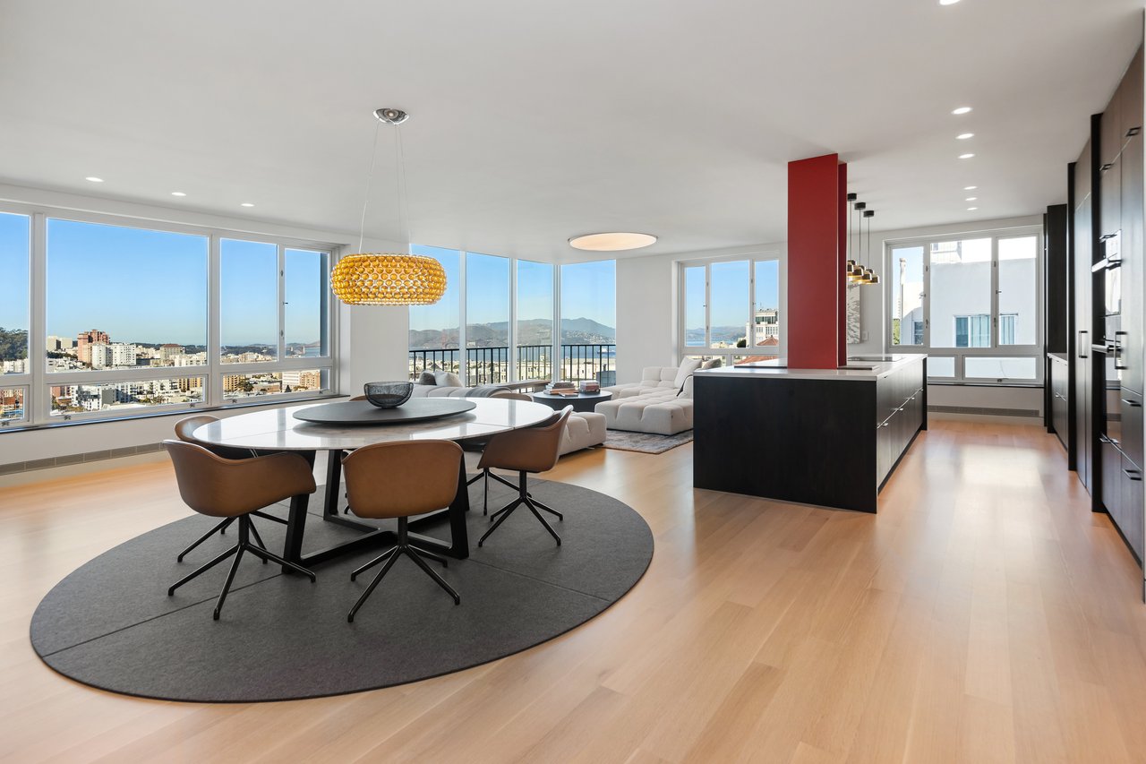 Showcase Apartment on Nob Hill