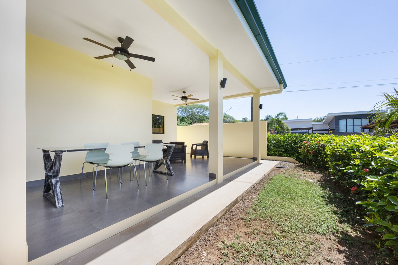 Laurel Condo Unit #20 | Affordable 2-Bedroom Condo in Gated Community near Playa Potrero