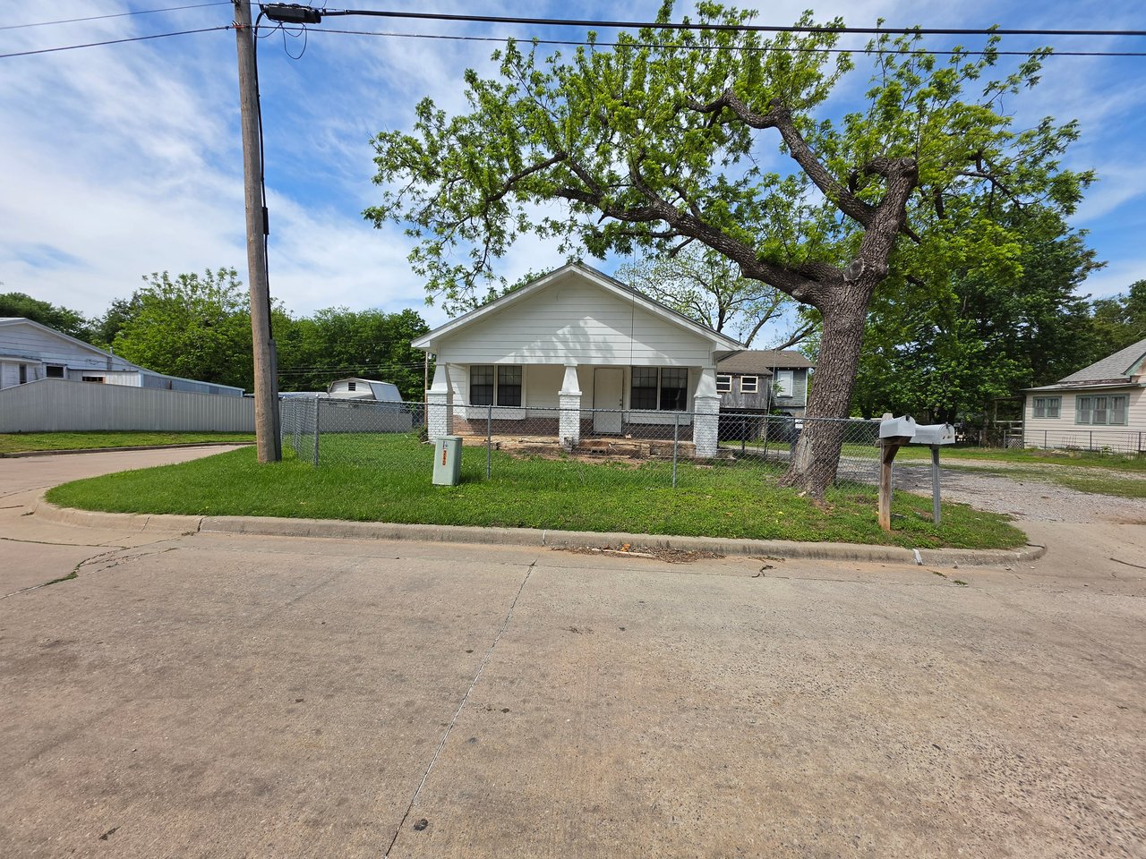 240 S Draper Ave