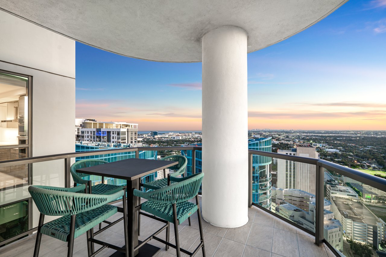 100 Las Olas Condos Fort Lauderdale | Penthouse Views