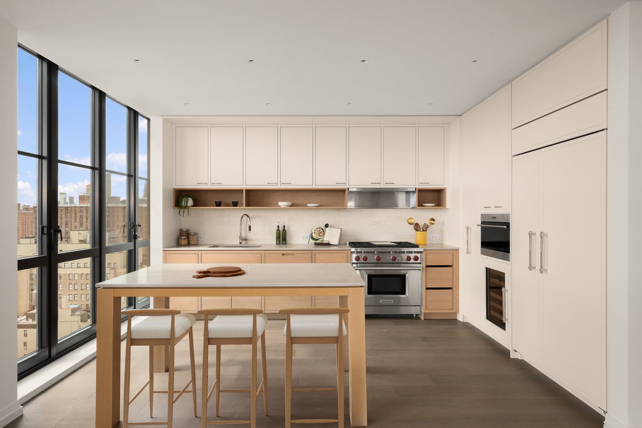 250 West 96th #21C