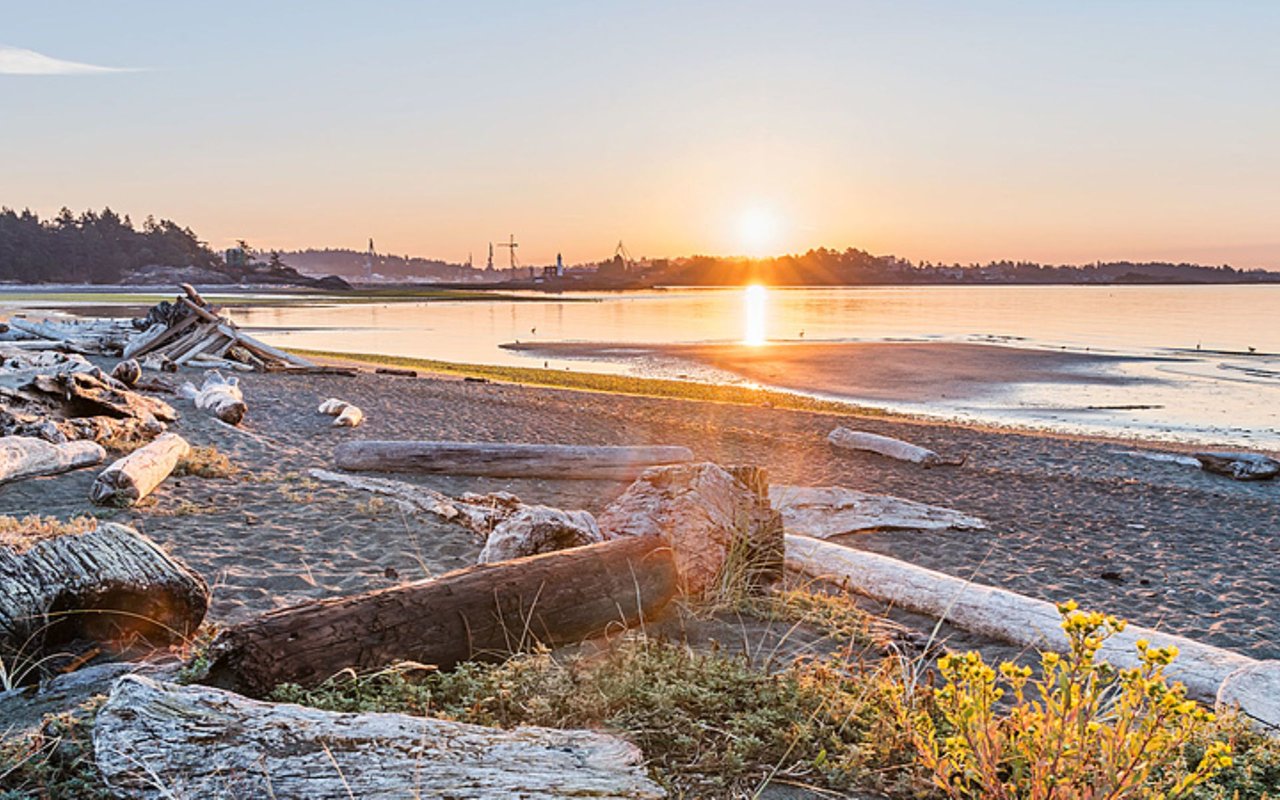 Colwood Victoria - Serene Island Living
