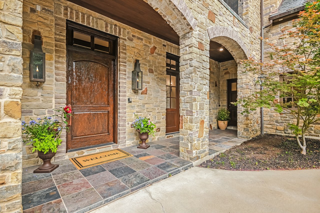 4604 Mantle Drive