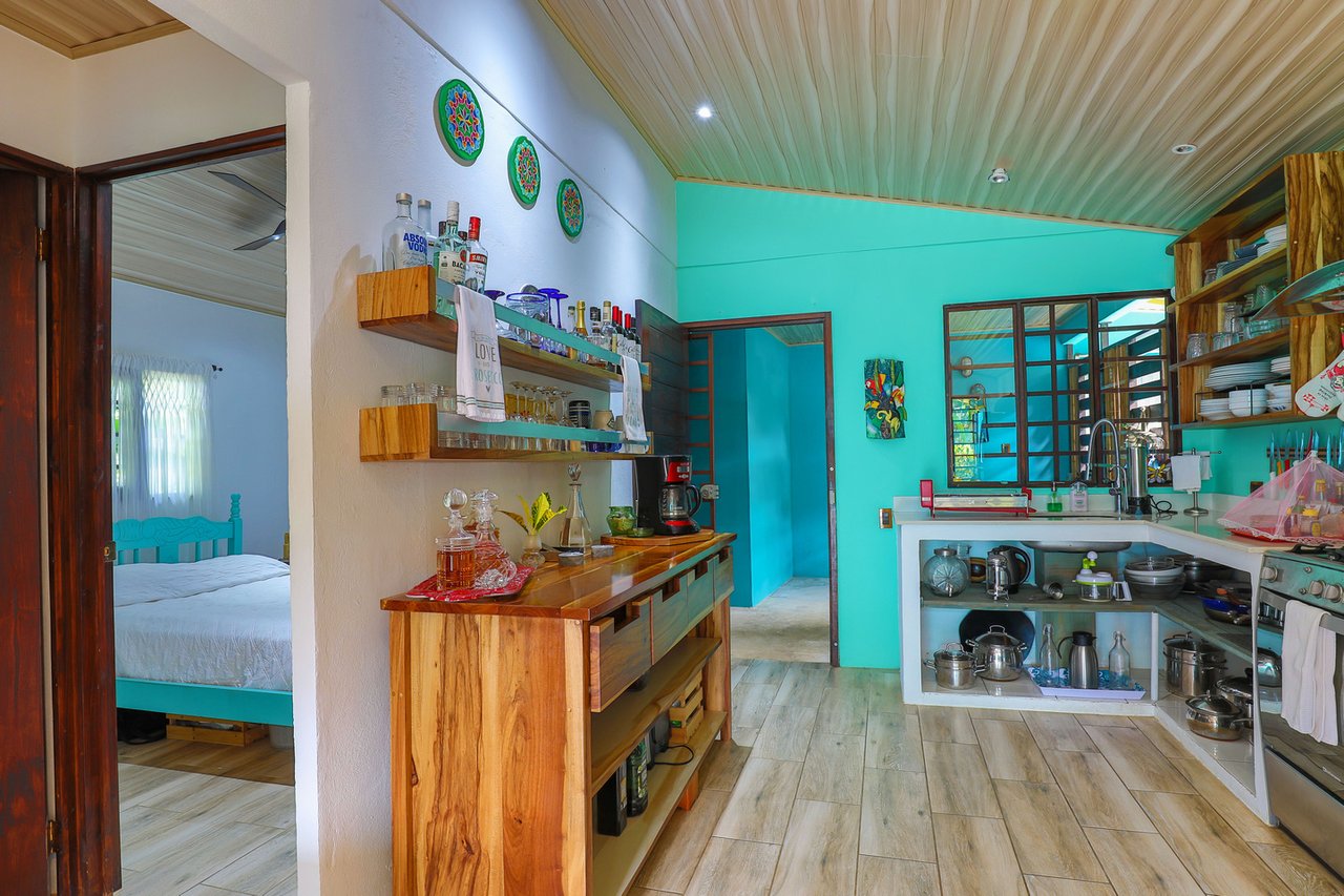 SUCCESSFUL BOUTIQUE HOTEL WITH OWNER’S HOME BY THE BEACH IN UVITA