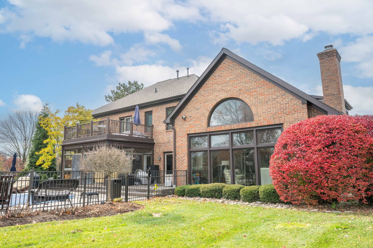7323 Country Club Ln