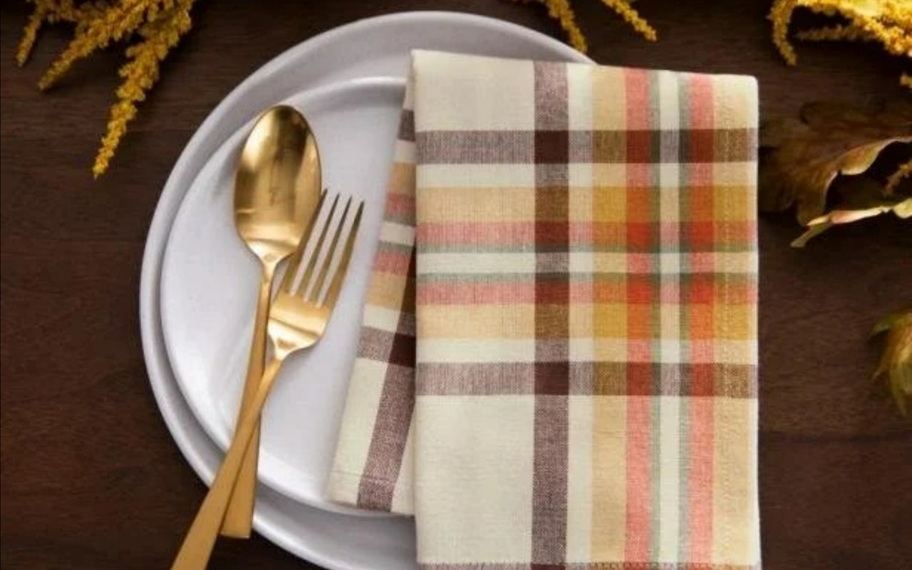 Gorgeous Autumnal Accents to Set the Perfect Fall Table