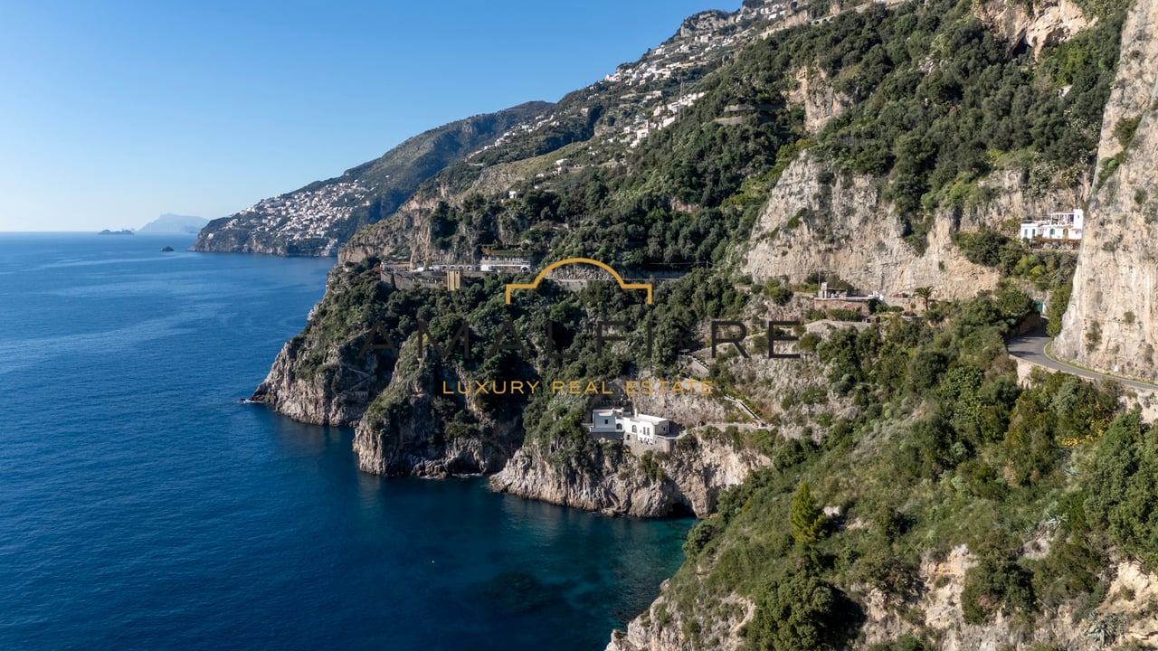 Seafront Villa With Pool in Conca Dei Marini