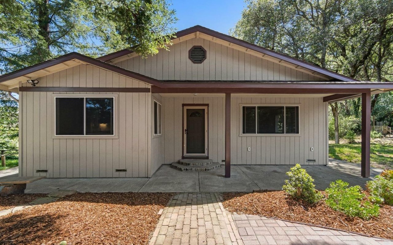 1707 Burnside Rd