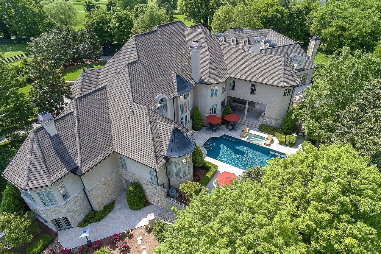 2410 Hidden River Ln